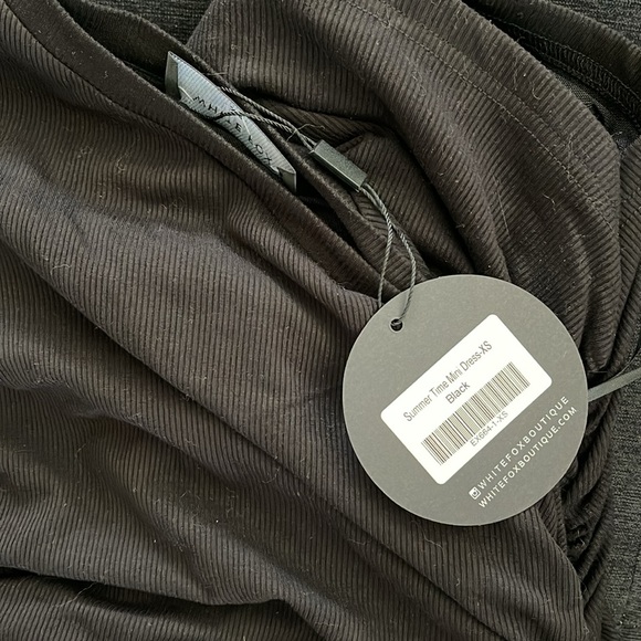 White Fox Boutique Summer Time Mini Dress NWT - Picture 3 of 3